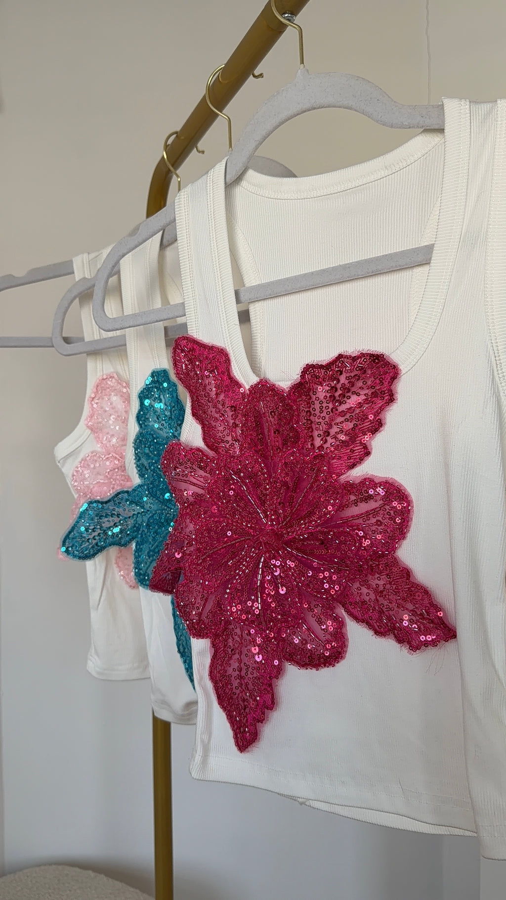 Ibiza in bloom vest top (Pink)