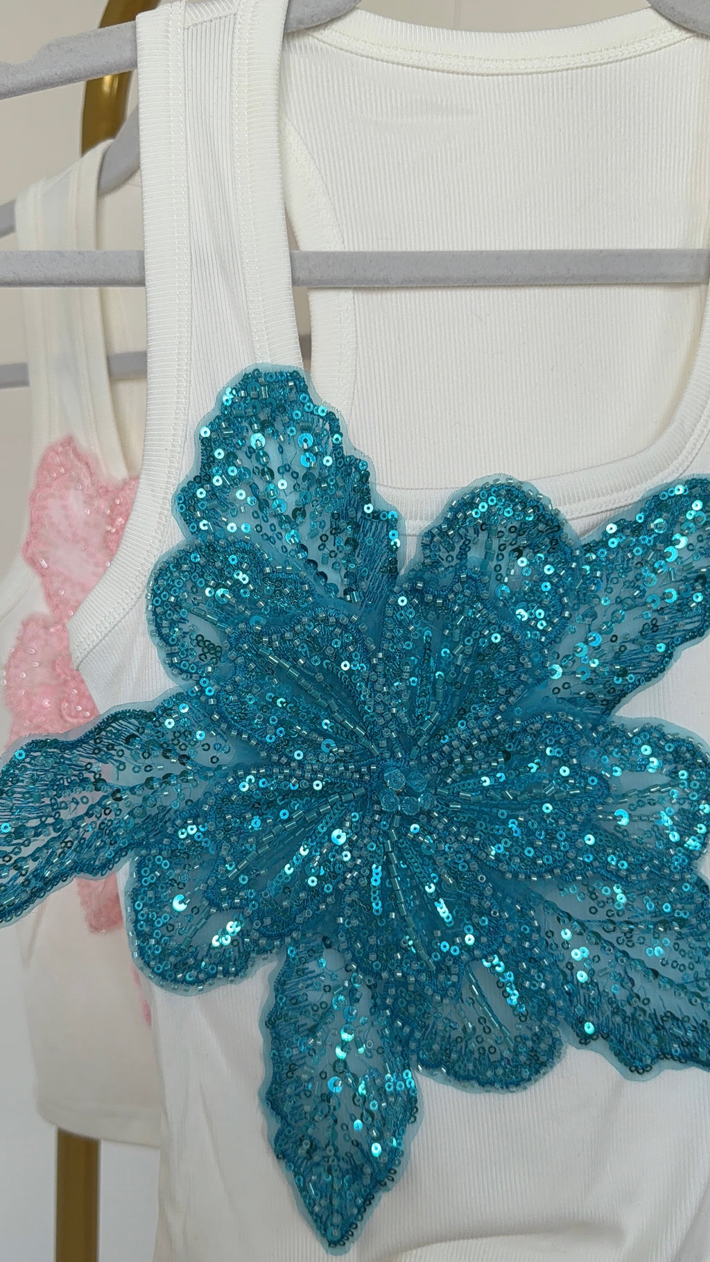 Ibiza in bloom vest top (blue)