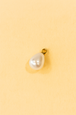 Pearl charm